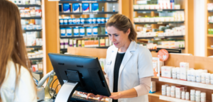 Passerelle pharmacien en étant préparateur en pharmacie